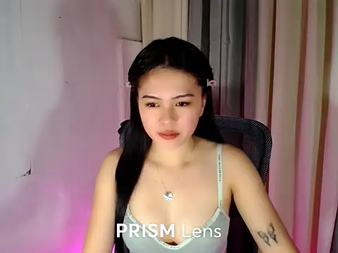 Snapshot of Urasian_ladybug chatting on 02/06/26, 05:16 Urasian ladybug online show from 02/06/26, 05:16