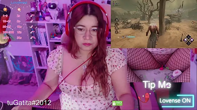 Snapshot of Pink_girl0n chatting on 10/14/25, 10:21 Pink girl0n online show from 10/14/25, 10:21