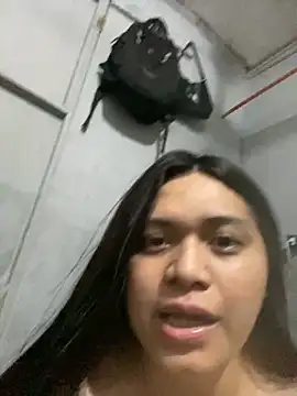 OrientalPearl1 online show from 11/08/25, 09:31