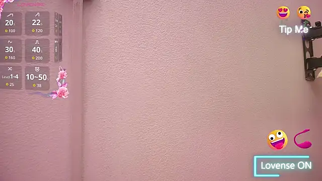 Naomy tay1 online show from 12/21/25, 02:19