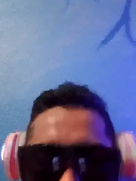 PitudoWuero online show from 10/04/25, 09:07