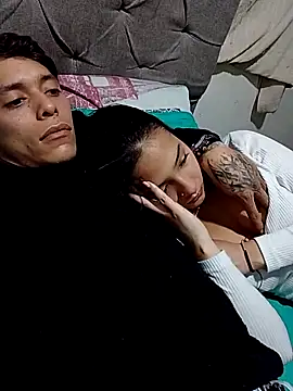 Snapshot of BonzerEva chatting on 09/30/25, 05:01 BonzerEva online show from 09/30/25, 05:01