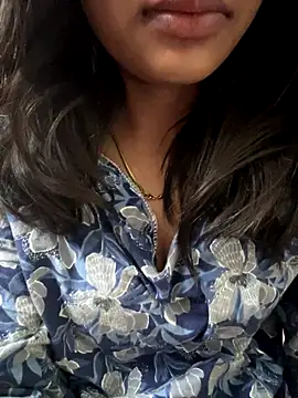 modelnishu online show from 10/20/25, 12:22