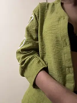 Snapshot of modelnishu chatting on 05/07/26, 04:12 modelnishu online show from 05/07/26, 04:12
