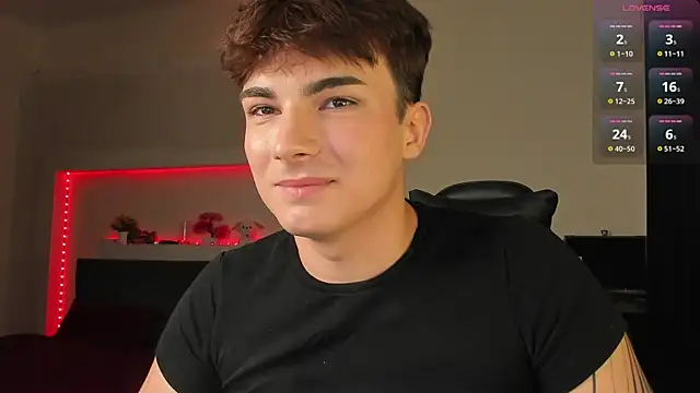 Snapshot of mystic_evan chatting on 04/15/26, 07:58 mystic evan online show from 04/15/26, 07:58