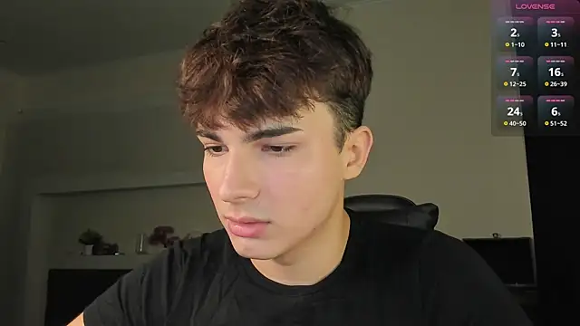 Snapshot of mystic_evan chatting on 04/16/26, 07:14 mystic evan online show from 04/16/26, 07:14