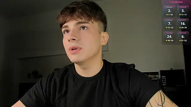 Snapshot of mystic_evan chatting on 04/27/26, 06:06 mystic evan online show from 04/27/26, 06:06