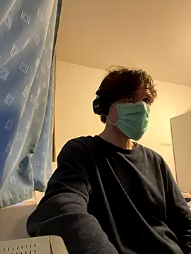 Snapshot of Imagerysin23 chatting on 10/05/25, 04:38 Imagerysin23 online show from 10/05/25, 04:38