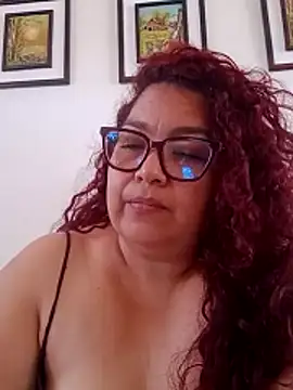 Snapshot of ladytropical1 chatting on 03/09/26, 01:37 ladytropical1 online show from 03/09/26, 01:37
