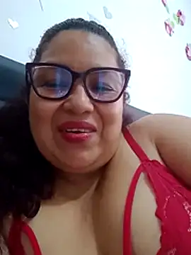 Snapshot of ladytropical1 chatting on 04/08/26, 04:51 ladytropical1 online show from 04/08/26, 04:51