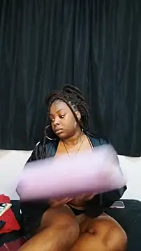 Snapshot of Bonnie_ada12 chatting on 02/24/26, 08:29 Bonnie ada12 online show from 02/24/26, 08:29