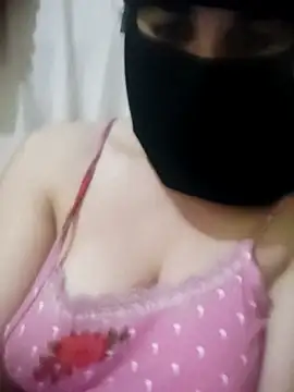 Snapshot of Dalo3a99sixi chatting on 11/21/25, 04:49 Dalo3a99sixi online show from 11/21/25, 04:49