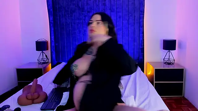 TahliaNovoa online show from 10/25/25, 04:31