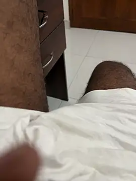 Snapshot of bigDick_000610 chatting on 04/15/26, 08:09 bigDick 000610 online show from 04/15/26, 08:09