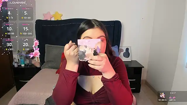 LucyPetit online show from 09/15/25, 12:49