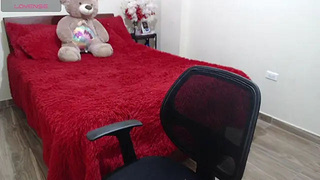 Snapshot of ruby_sky69 chatting on 06/25/26, 06:56 ruby sky69 online show from 06/25/26, 06:56