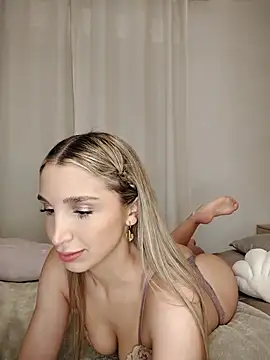 mikateen online show from 01/31/26, 10:41