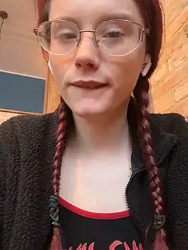 Snapshot of raen001 chatting on 03/18/26, 09:34 raen001 online show from 03/18/26, 09:34