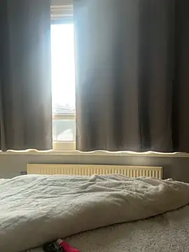 Snapshot of raen001 chatting on 03/21/26, 02:20 raen001 online show from 03/21/26, 02:20