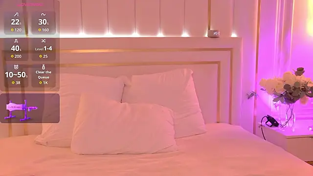 Snapshot of ArianaMell chatting on 03/13/26, 03:35 ArianaMell online show from 03/13/26, 03:35