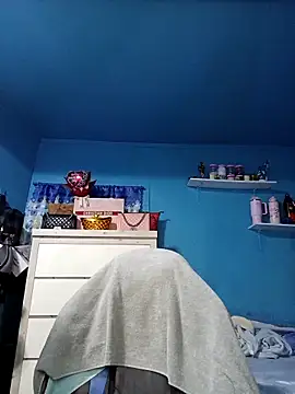 Snapshot of Yourdream07mixcey chatting on 10/06/25, 11:51 Yourdream07mixcey online show from 10/06/25, 11:51