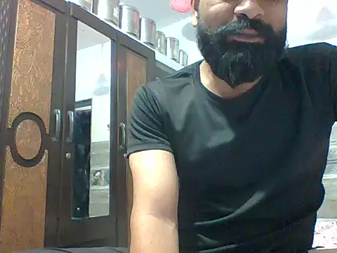 Snapshot of autophile-indian chatting on 04/18/26, 06:34 autophile-indian online show from 04/18/26, 06:34