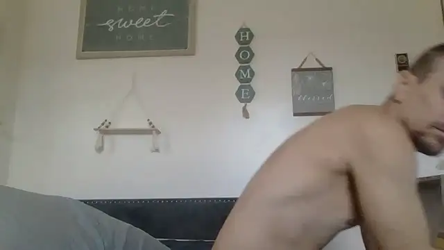 Snapshot of alwayshorny90 chatting on 09/17/25, 07:26 alwayshorny90 online show from 09/17/25, 07:26