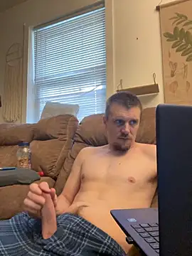 Snapshot of alwayshorny90 chatting on 10/07/25, 12:24 alwayshorny90 online show from 10/07/25, 12:24