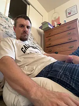 Snapshot of alwayshorny90 chatting on 10/15/25, 12:16 alwayshorny90 online show from 10/15/25, 12:16