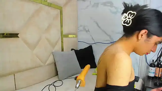 Allisonts69 online show from 10/25/25, 03:47