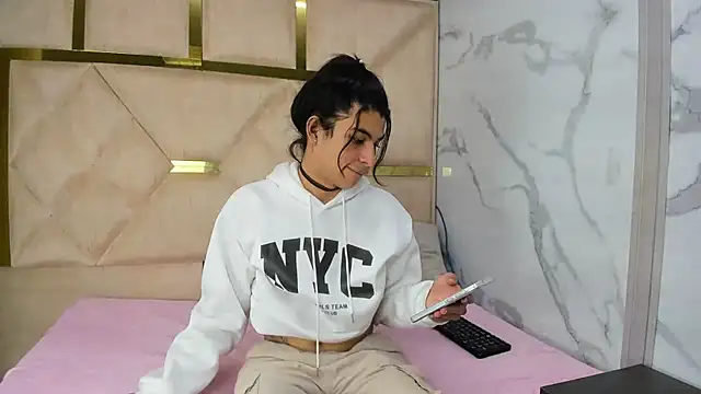 Allisonts69 online show from 11/14/25, 03:49