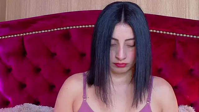 Snapshot of ZaraGold chatting on 04/09/26, 10:37 ZaraGold online show from 04/09/26, 10:37