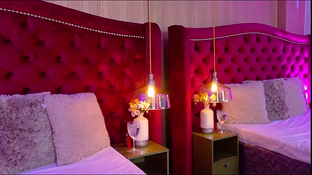 Snapshot of ZaraGold chatting on 04/15/26, 11:16 ZaraGold online show from 04/15/26, 11:16