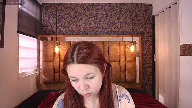 Isa Thompson   online show from 03/21/26, 01:26