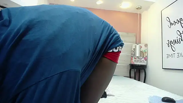 AlexandraCambell online show from 12/04/25, 07:11