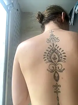 Snapshot of karla-thomsom10 chatting on 09/25/25, 06:11 karla-thomsom10 online show from 09/25/25, 06:11