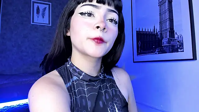 Snapshot of sakuramoss chatting on 10/03/25, 05:15 sakuramoss online show from 10/03/25, 05:15