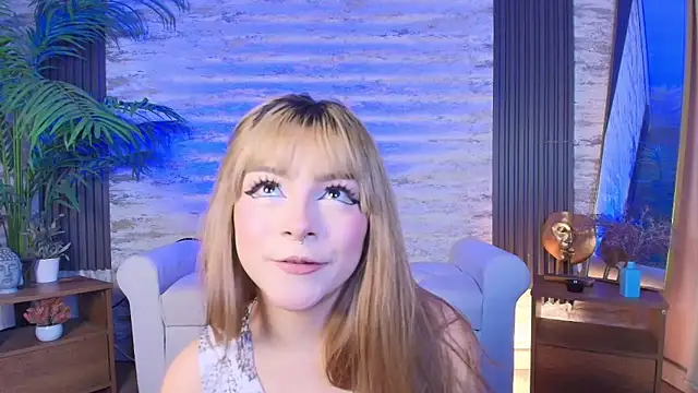 Snapshot of sakuramoss chatting on 04/11/26, 05:45 sakuramoss online show from 04/11/26, 05:45