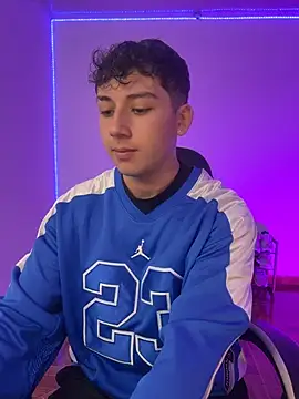 Snapshot of Casper___kyy chatting on 11/07/25, 06:30 Casper kyy online show from 11/07/25, 06:30