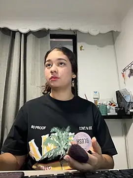 lana rousse01 online show from 02/05/26, 10:47