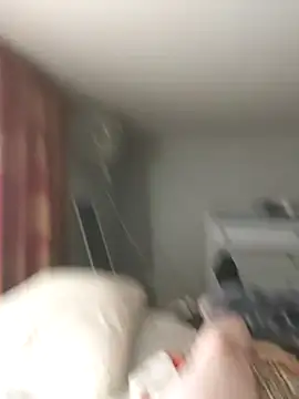 Lavoieya online show from 10/12/25, 11:26