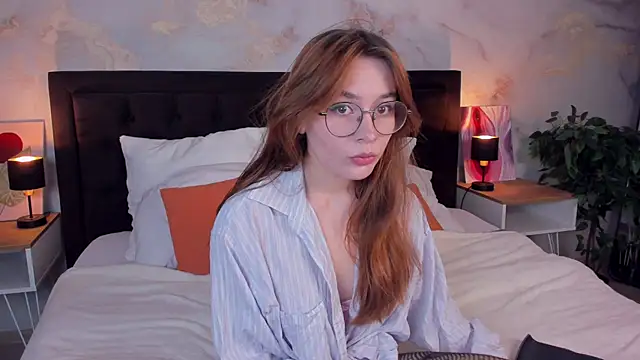 LanaAirlie online show from 09/09/25, 03:17