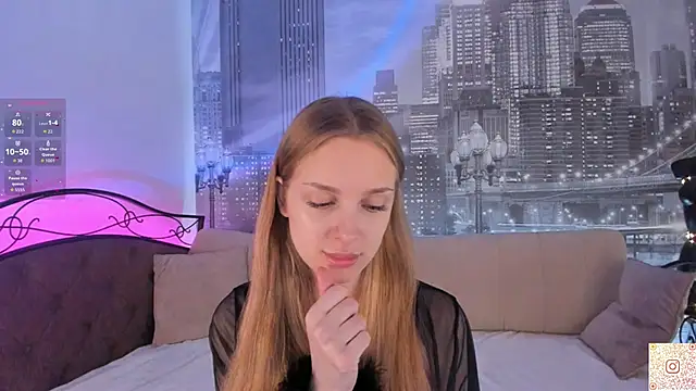 Snapshot of CindyGreen chatting on 11/11/25, 06:24 CindyGreen online show from 11/11/25, 06:24