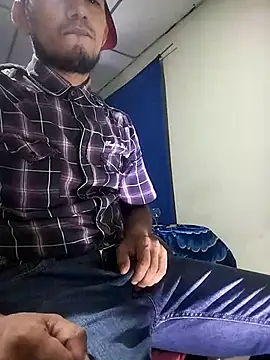 Bosssweet22cm online show from 10/29/25, 04:37