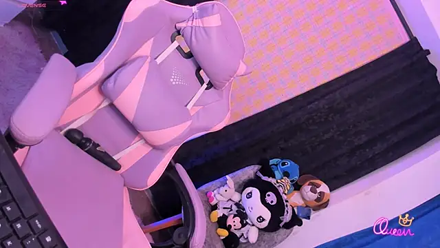 cassie dilaurentis online show from 04/07/26, 08:20