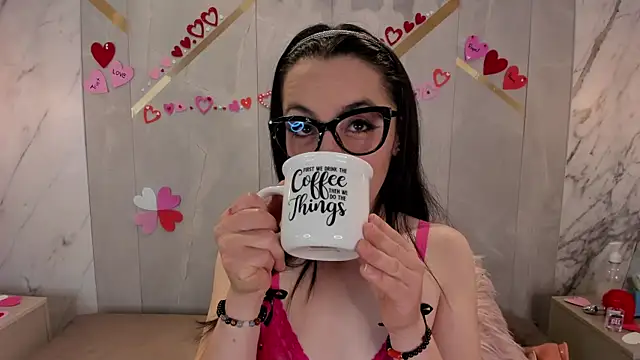 IsisNoir online show from 02/10/26, 12:53