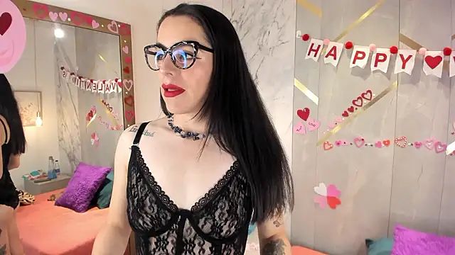 IsisNoir online show from 02/17/26, 12:34