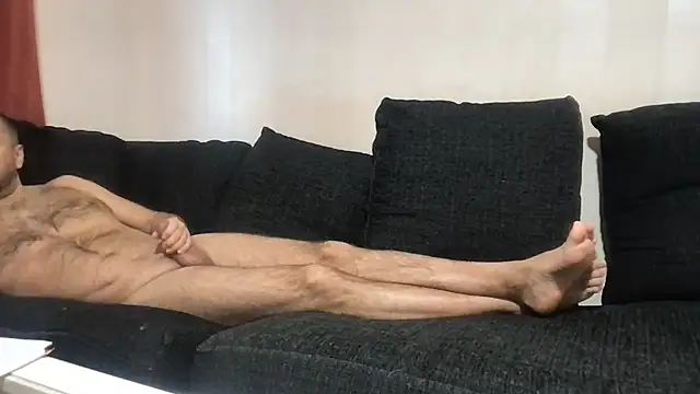 Snapshot of NewOlex chatting on 11/29/25, 11:46 NewOlex online show from 11/29/25, 11:46