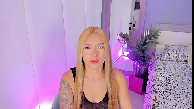 LexxyBunny  online show from 10/10/25, 11:31