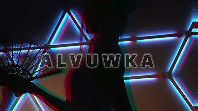 Snapshot of Alvuwkaa chatting on 10/24/25, 07:38 Alvuwkaa online show from 10/24/25, 07:38